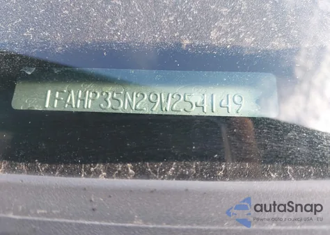 2009 Ford Focus Se z USA, uszkodzony, nr VIN 1FAHP35N29W254149